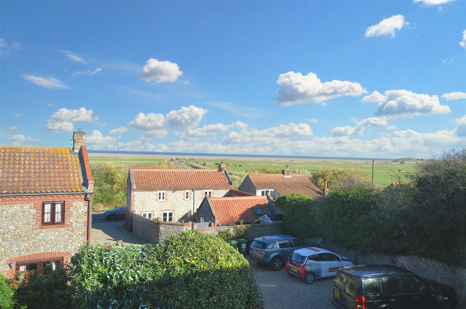 Pintail Close, Salthouse, Holt - Arnolds Keys