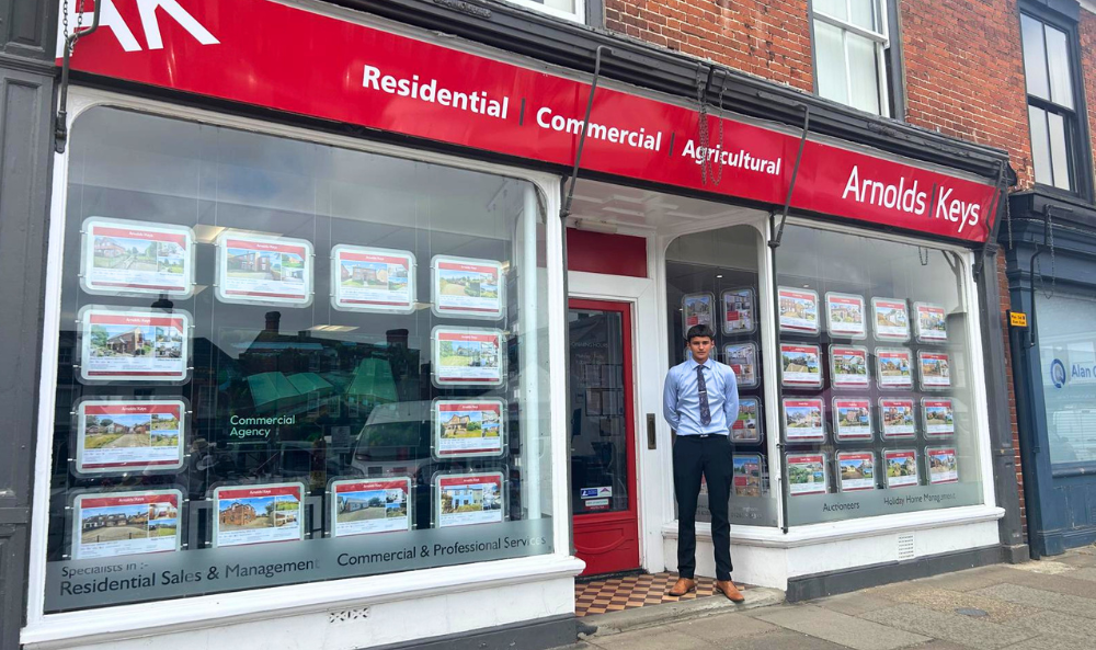 work experience at Arnolds Keys