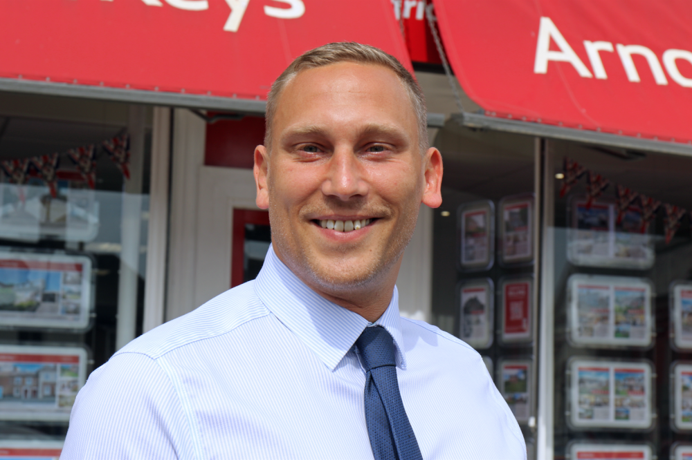 NEW COUNTY RESIDENTIAL BRANCH MANAGER FOR ARNOLDS KEYS
